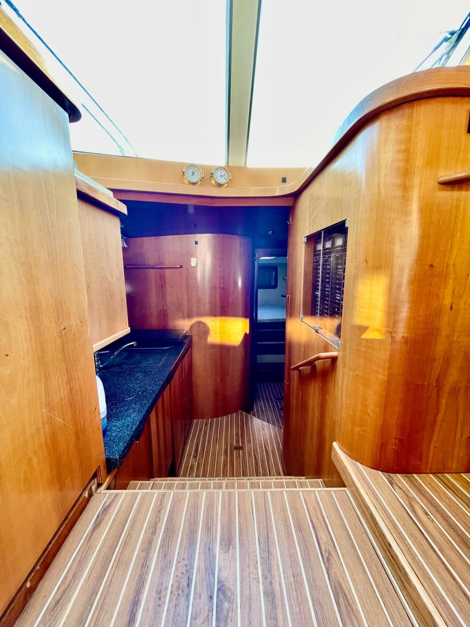 Yacht ドーヴィル エクステリア 写真